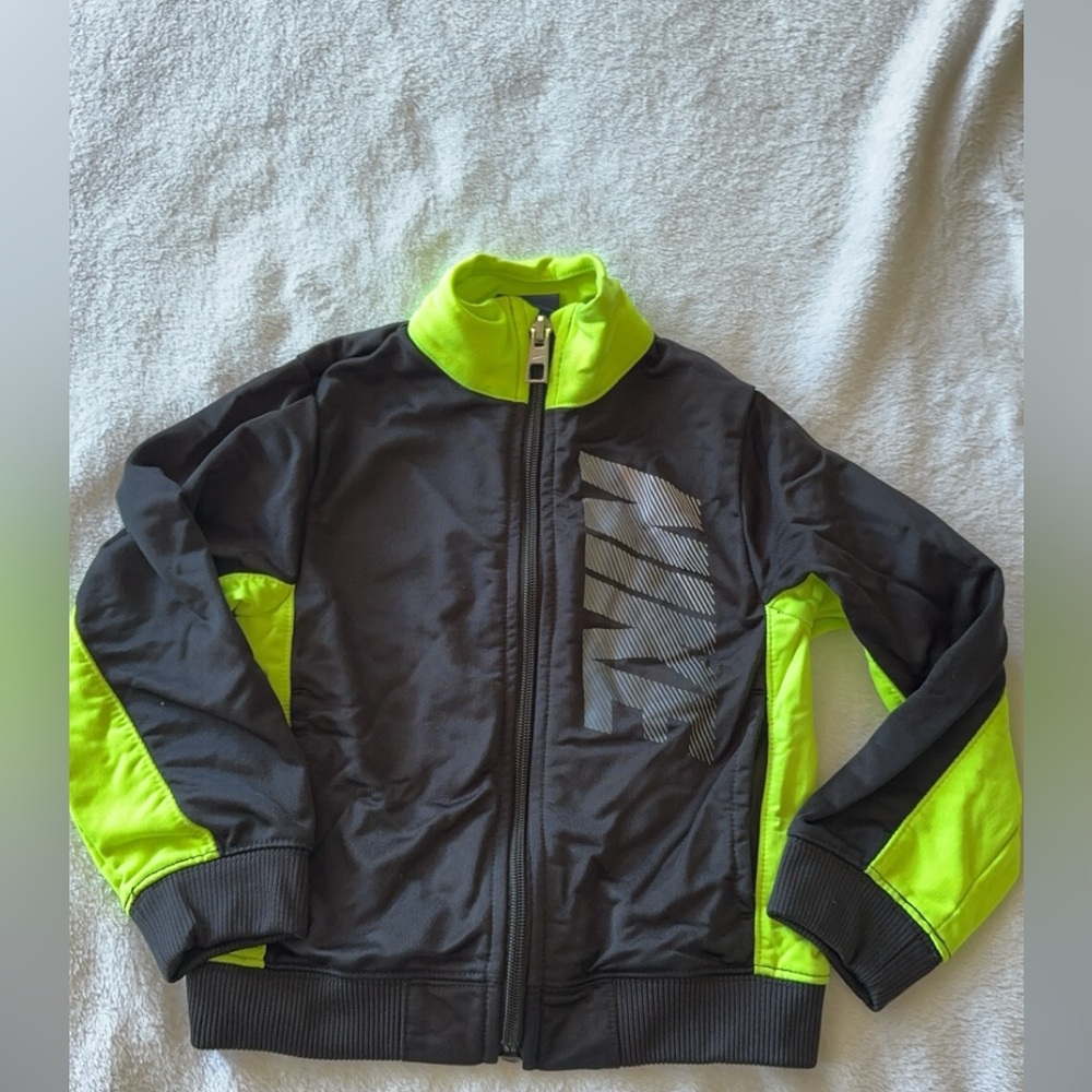 2t Nike jacket. Great condition!